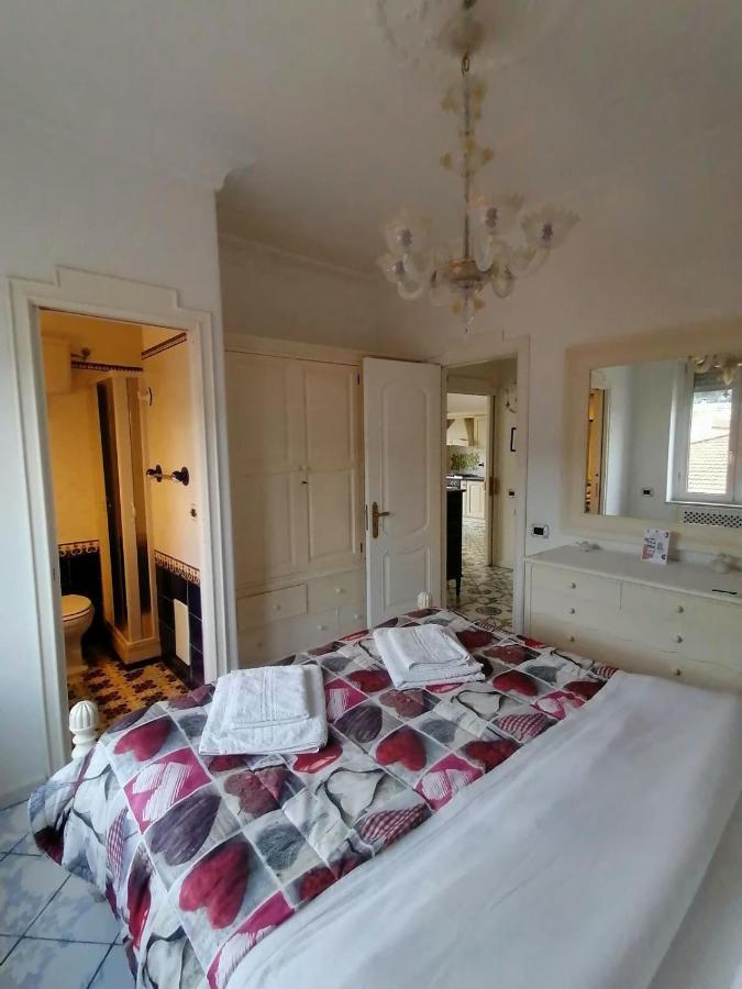 La Casa Di Rosa Apartment Sorrento Bagian luar foto