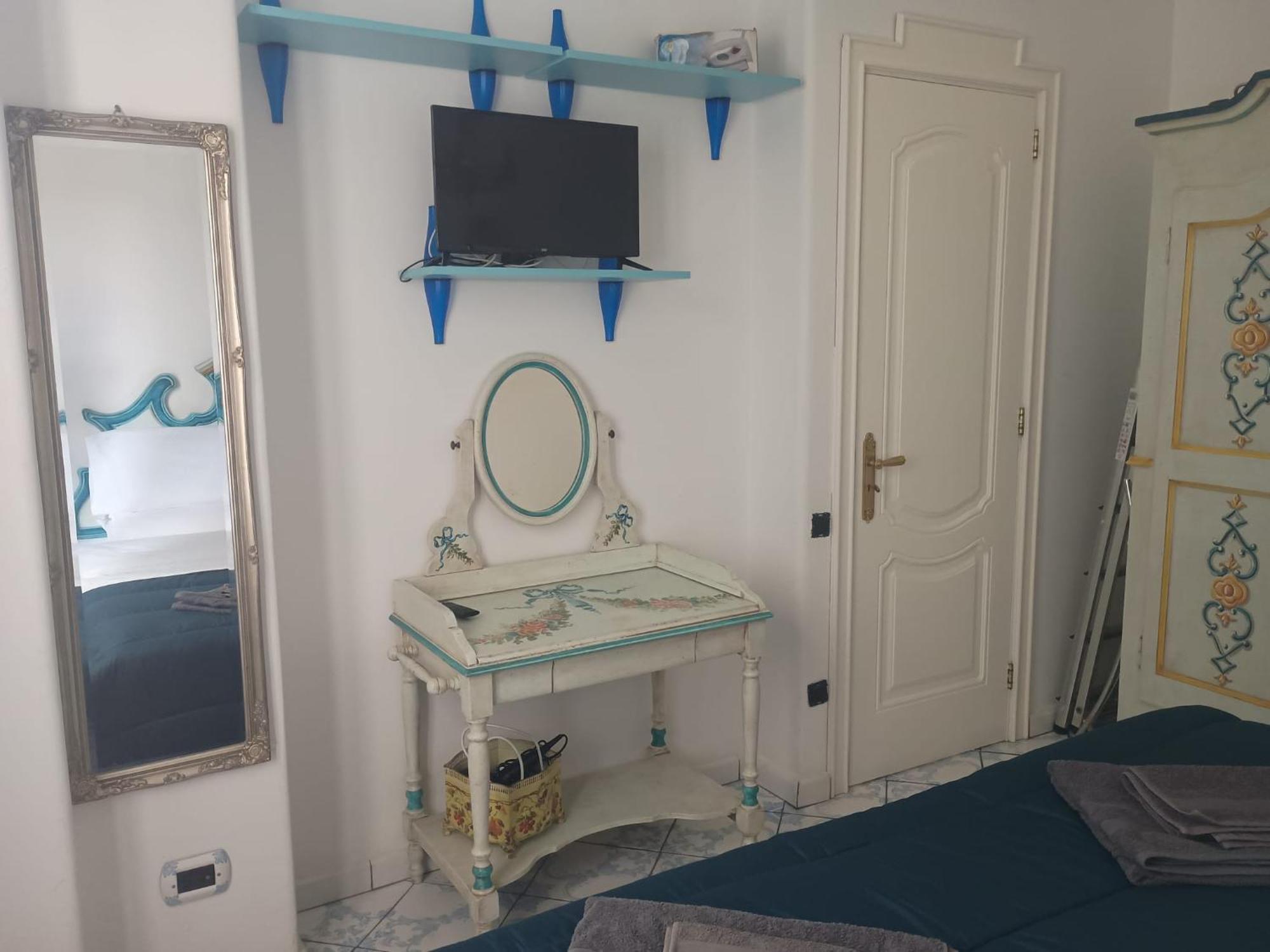 La Casa Di Rosa Apartment Sorrento Bagian luar foto