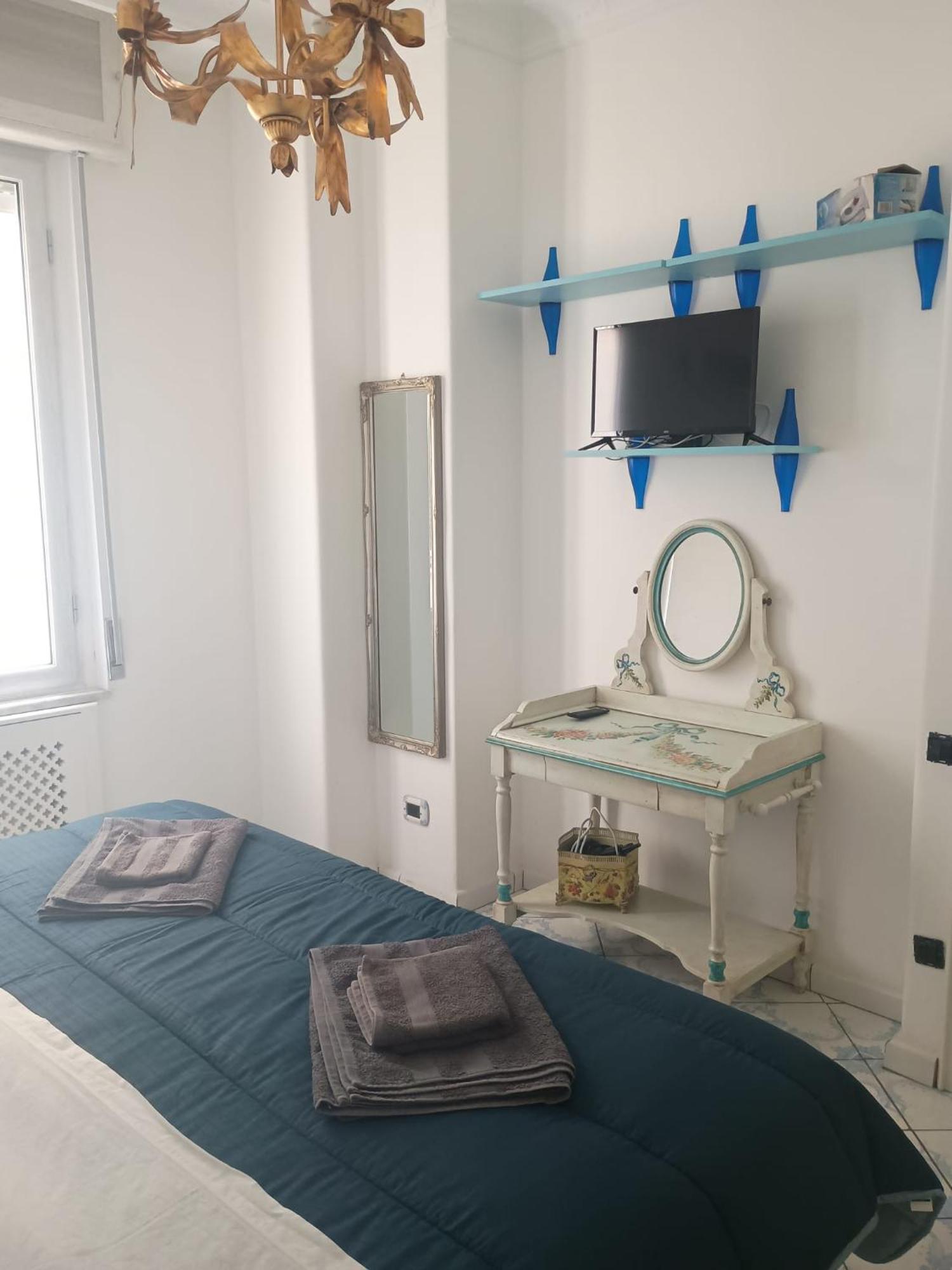 La Casa Di Rosa Apartment Sorrento Bagian luar foto